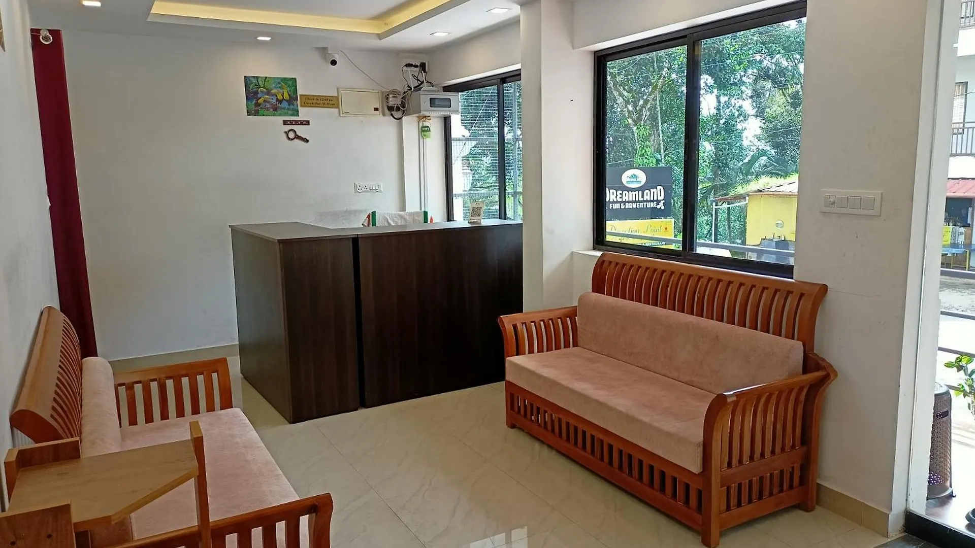 Silver Munnar Hotel