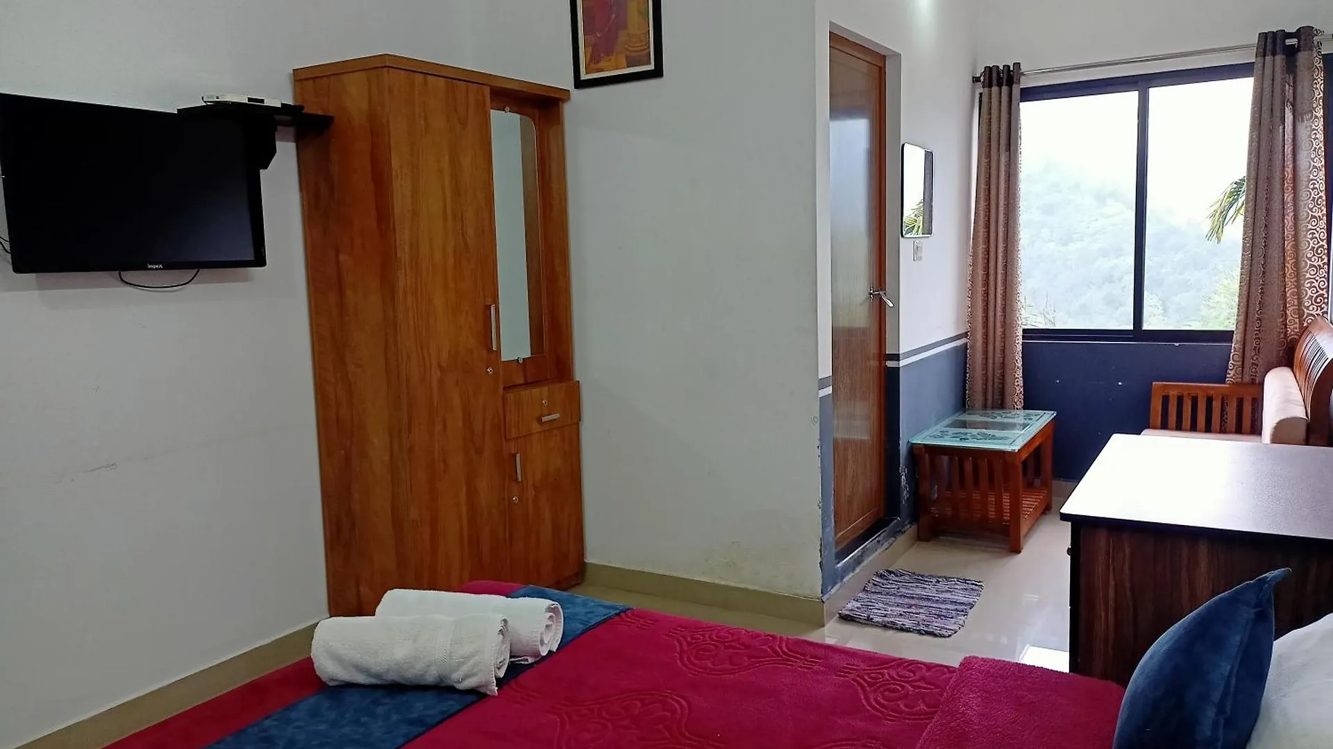 Silver Munnar Hotel